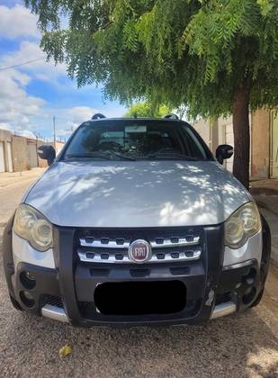 FIAT STRADA 1.8 MPI ADVENTURE CD 16V FLEX 2P MANUAL